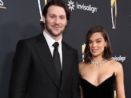 <i>Hawkeye</i> Actress Hailee Steinfeld Marries NFL Star Josh Allen. See Pics <i>Hawkeye</i> Actress Hailee Steinfeld Marries NFL Star Josh Allen. See Pics
