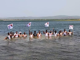 Bachchu Kadu Protest : बच्चू कडूंच्या पाठीशी विरोधकांची वज्रमूठ; 6 दिवसांनंतरही सरकारचं ठरेना... Bachchu Kadu Protest : बच्चू कडूंच्या पाठीशी विरोधकांची वज्रमूठ; 6 दिवसांनंतरही सरकारचं ठरेना...