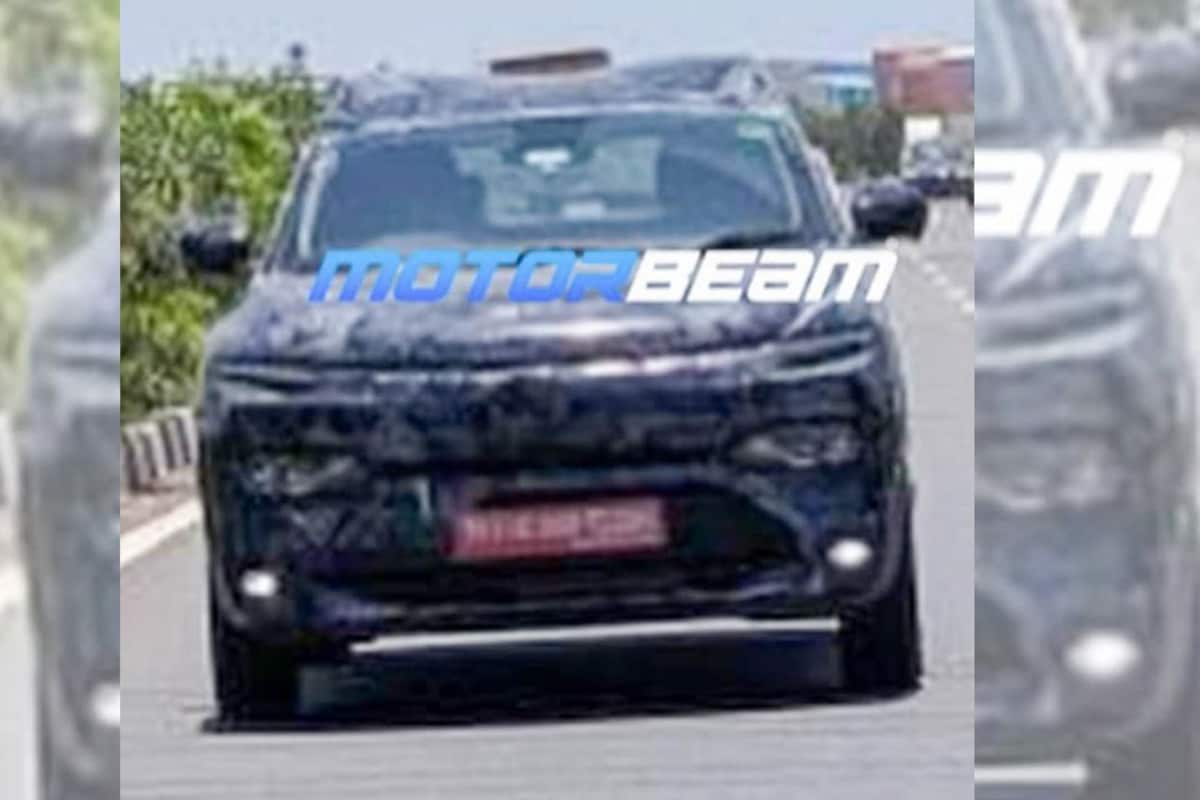 2026 Renault Kiger snapped testing 2026 Renault Kiger snapped testing