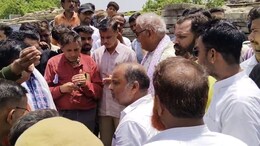 Rajasthan: मंत्री के सामने नहीं चली कल्लू की चालाकी, अधिकारियों से कहा- इसके खिलाफ FIR करो, ब्याज समेत पूरी रकम वसूलो