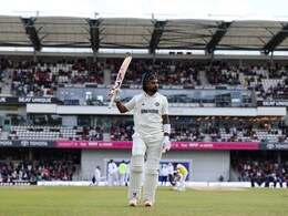 KL Rahul Surpasses Rahul Dravid For Mega 1st In Indian Cricket, Equals Sunil Gavaskar For Another Feat KL Rahul Surpasses Rahul Dravid For Mega 1st In Indian Cricket, Equals Sunil Gavaskar For Another Feat