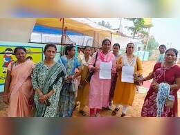 युक्तियुक्तकरण की कड़वाहट या सिस्टम की साजिश? फांसी के फंदे पर लटकी शिक्षिका  युक्तियुक्तकरण की कड़वाहट या सिस्टम की साजिश? फांसी के फंदे पर लटकी शिक्षिका