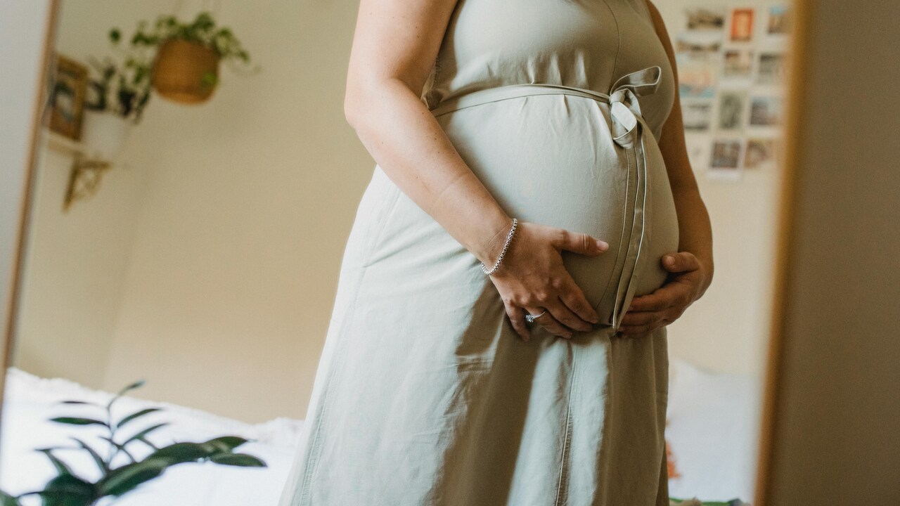 Modern Maternity Fashion: 10 Ways To Stay Stylish And Comfortable During Pregnancy