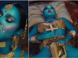कैनेडियन रैपर जेनेसिस यास्मीन मोहनराज देवी काली की तरह कपड़े पहनने और क्रूस चाटने के बाद आई विवादों में, लोगों ने यूं दिया रिएक्शन कैनेडियन रैपर जेनेसिस यास्मीन मोहनराज देवी काली की तरह कपड़े पहनने और क्रूस चाटने के बाद आई विवादों में, लोगों ने यूं दिया रिएक्शन