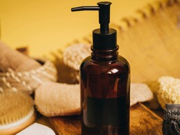 Budget Friendly के साथ Premium भी हैं ये शानदार Body Wash और Soap, पाएं इन्हें 250 रुपये से भी कम में! Budget Friendly के साथ Premium भी हैं ये शानदार Body Wash और Soap, पाएं इन्हें 250 रुपये से भी कम में!