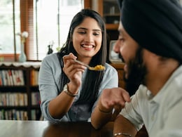 डायबिटीज के मरीजों को रोटी या चावल खाने से पहले जरूर खानी चाहिए यह चीज, डाइटीशियन ने दी सलाह डायबिटीज के मरीजों को रोटी या चावल खाने से पहले जरूर खानी चाहिए यह चीज, डाइटीशियन ने दी सलाह