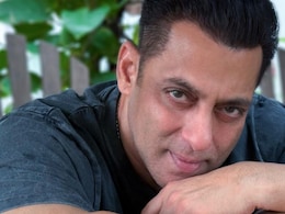 सलमान खान फिल्मों में कई बार कर चुके हैं शादी, लेकिन इस एक्ट्रेस ने कभी नहीं किया दबंग खान की पत्नी का रोल सलमान खान फिल्मों में कई बार कर चुके हैं शादी, लेकिन इस एक्ट्रेस ने कभी नहीं किया दबंग खान की पत्नी का रोल