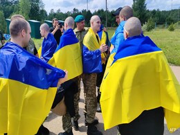 Russia, Ukraine Swap First Prisoners In Large-Scale Exchange Russia, Ukraine Swap First Prisoners In Large-Scale Exchange