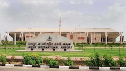 जयपुर एयरपोर्ट पर एयर अरेबिया की फ्लाइट में आई तकनीकी खराबी, रनवे से एप्रन में वापस लौटी&nbsp;