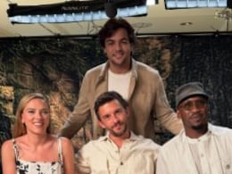 YouTuber Ashish Chanchlani Poses With Scarlett Johansson, Jonathan Bailey At <i>Jurassic World Rebirth</i> Premiere YouTuber Ashish Chanchlani Poses With Scarlett Johansson, Jonathan Bailey At <i>Jurassic World Rebirth</i> Premiere