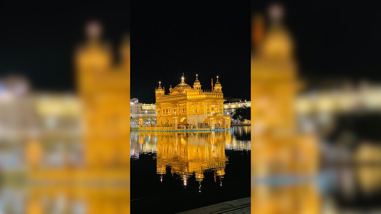 श्री गुरु ग्रंथ साहिब के प्रकाश पर्व पर श्री हरमंदिर साहिब पर श्रद्धालुओं का तांता लगा श्री गुरु ग्रंथ साहिब के प्रकाश पर्व पर श्री हरमंदिर साहिब पर श्रद्धालुओं का तांता लगा