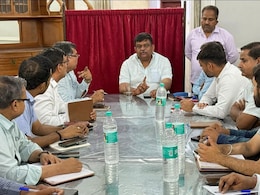 Rajasthan: बिजली व्यवस्था को बेहतर करने के लिए वन मंत्री संजय शर्मा ने की बैठक, अधिकारियों को दिए सख्त निर्देश Rajasthan: बिजली व्यवस्था को बेहतर करने के लिए वन मंत्री संजय शर्मा ने की बैठक, अधिकारियों को दिए सख्त निर्देश