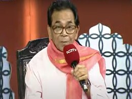 NDTV किएटर्स मंच पर हिंदी कवि अशोक चक्रधर ने बताया उनकी कविता और स्विमिंग पूल का संबंध NDTV किएटर्स मंच पर हिंदी कवि अशोक चक्रधर ने बताया उनकी कविता और स्विमिंग पूल का संबंध