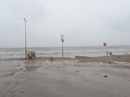 Shut Risky Tourist Spots During Monsoon: Maharashtra Chief Secretary Shut Risky Tourist Spots During Monsoon: Maharashtra Chief Secretary