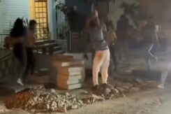 Drunken Clash, Stone Throwing In Heart Of Bengaluru, Video Goes Viral Drunken Clash, Stone Throwing In Heart Of Bengaluru, Video Goes Viral