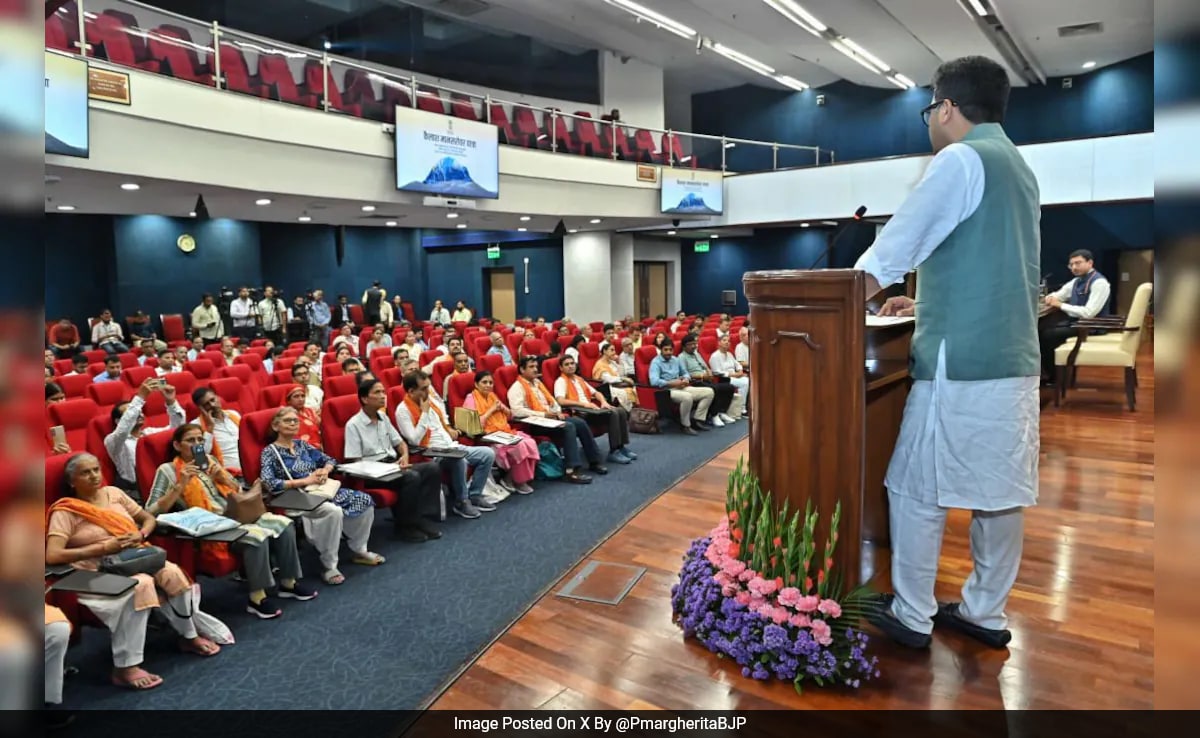 New Delhi The first batch of Kailash Mansarovar Yatra 2025