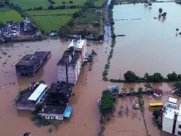 Surat Flood : सुरत पुन्हा पाण्यात; नागरिकांचे हाल, शासनाच्या दाव्यांवर प्रश्नचिन्ह Surat Flood : सुरत पुन्हा पाण्यात; नागरिकांचे हाल, शासनाच्या दाव्यांवर प्रश्नचिन्ह