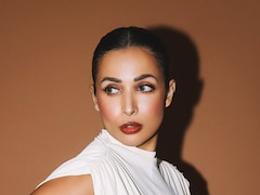 Malaika Arora Demonstrates Full Surya Namaskar Flow, Calls It A Moving Prayer