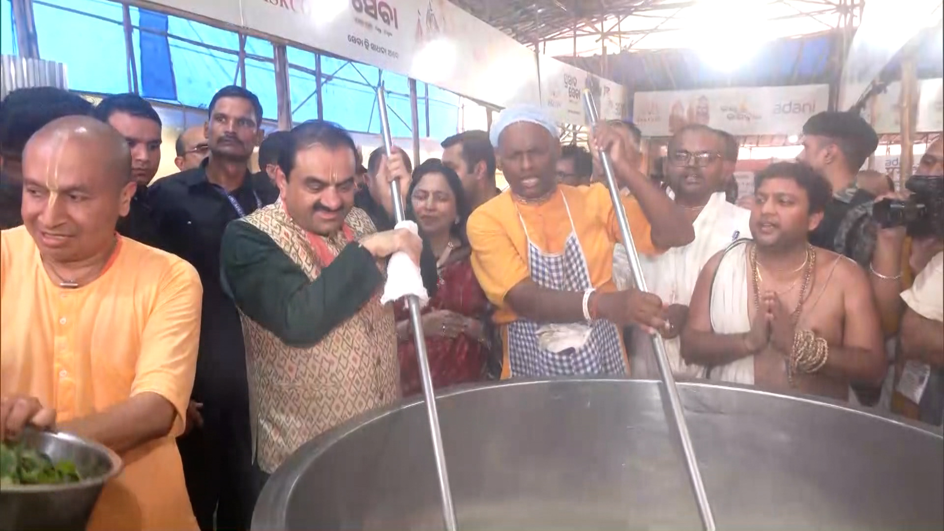 Gautam Adani Prepares 'Prasad' For Pilgrims At Puri Dham