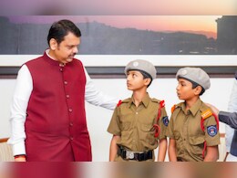 महाराष्ट्र के स्कूलों में मराठी अनिवार्य, दादाजी भुसे बोले- तीसरी भाषा को लेकर अभिभावकों पर छोड़ा फैसला महाराष्ट्र के स्कूलों में मराठी अनिवार्य, दादाजी भुसे बोले- तीसरी भाषा को लेकर अभिभावकों पर छोड़ा फैसला