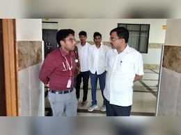 Rajasthan: लालसोट जिला अस्पताल में डॉक्टर सहित 58 कार्मिक मिले गायब, SDM ने जारी किए नोटिस  Rajasthan: लालसोट जिला अस्पताल में डॉक्टर सहित 58 कार्मिक मिले गायब, SDM ने जारी किए नोटिस