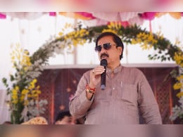 Raigad News: गोगावले- थोरवेंना घेरण्यासाठी तटकरेंची नवी खेळी, कट्टर विरोधकांना दिली मोठी जबाबदारी Raigad News: गोगावले- थोरवेंना घेरण्यासाठी तटकरेंची नवी खेळी, कट्टर विरोधकांना दिली मोठी जबाबदारी
