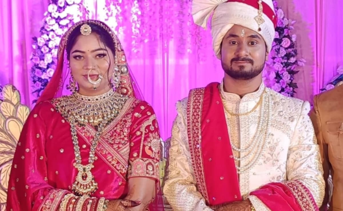 Bhopal Тялото на мъж от Мадхя Прадеш който беше на