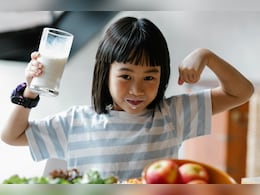 बच्चों की हेल्थ के लिए क्यों जरूरी है Nutrition Drink, पाएं Bournvita से लेकर Horlicks तक पर धमाकेदार डील्स! बच्चों की हेल्थ के लिए क्यों जरूरी है Nutrition Drink, पाएं Bournvita से लेकर Horlicks तक पर धमाकेदार डील्स!