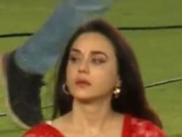 प्रीति जिंटा की आंखों में दिखे आंसू, IPL फाइनल में हार के बाद कुछ ऐसा था हाल प्रीति जिंटा की आंखों में दिखे आंसू, IPL फाइनल में हार के बाद कुछ ऐसा था हाल