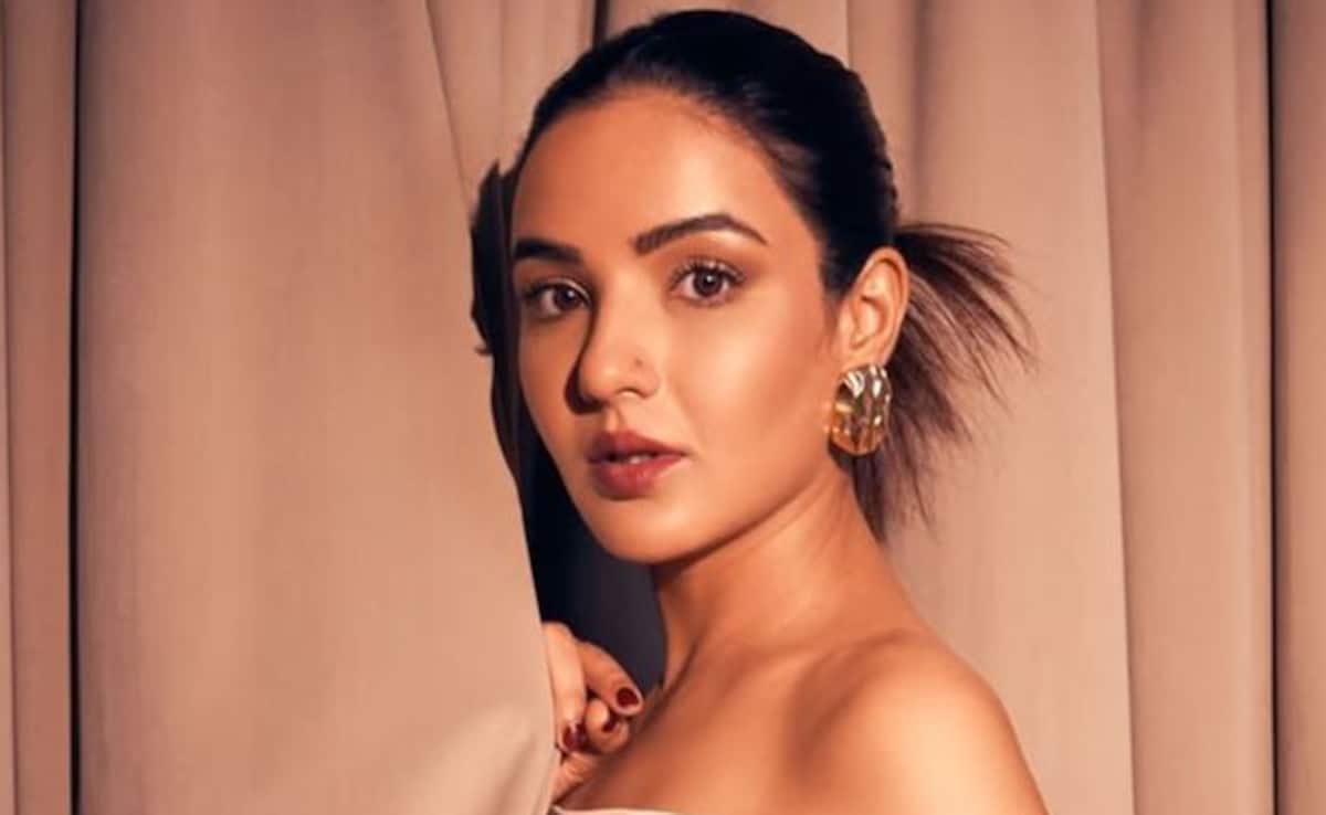 जब एक होटल में फंस गई थीं जैस्मिन भसीन, कास्टिंग के नाम पर हुआ ऐसे, शेयर किया हैरान करने वाला एक्सपीरियंस
