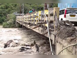 हिमाचल प्रदेश के 6 जिलों में बारिश का ऑरेंज अलर्ट जारी, सोलन में बाढ़ जैसे हालात हिमाचल प्रदेश के 6 जिलों में बारिश का ऑरेंज अलर्ट जारी, सोलन में बाढ़ जैसे हालात