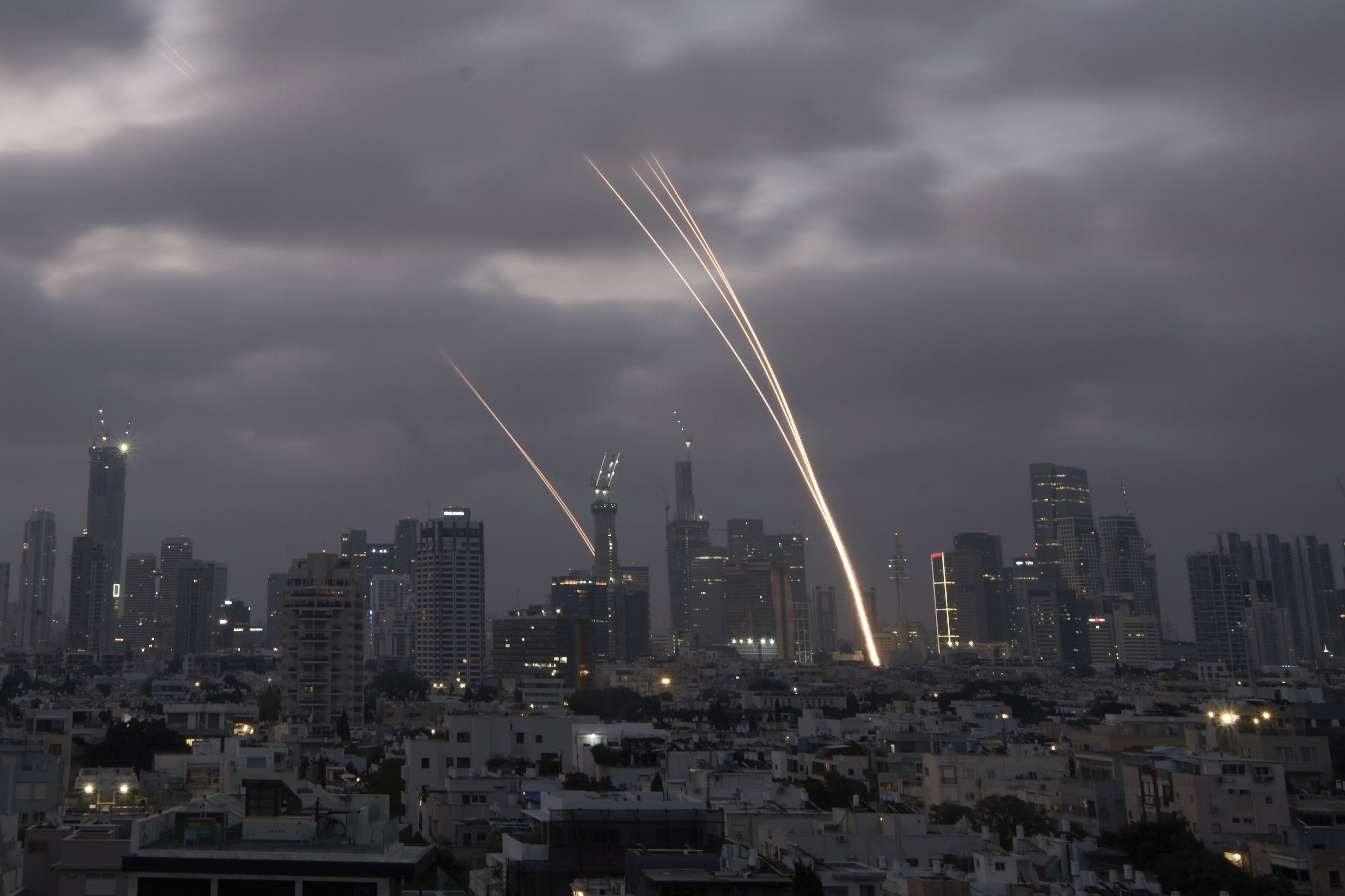 भारत की ईरान से अपने छात्रों को निकालने की कोशिश, ईरानी सरकार से मांगी इजाजत: सूत्र