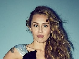 Miley Cyrus Shines Bright In A Little Black Dress At The Screening Of <i>Something Beautiful</i> Miley Cyrus Shines Bright In A Little Black Dress At The Screening Of <i>Something Beautiful</i>