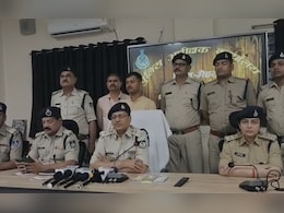 मैहर में गैंगरेप और अपहरण की वारदात का खुलासा, 11 आरोपियों को पुलिस ने किया गिरफ्तार  मैहर में गैंगरेप और अपहरण की वारदात का खुलासा, 11 आरोपियों को पुलिस ने किया गिरफ्तार
