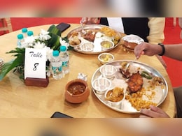 खर्च घटाने का पाठ पढ़ाने आए 600 मेहमानों को चांदी की थाली में शाही दावत, निशाने पर महाराष्ट्र सरकार खर्च घटाने का पाठ पढ़ाने आए 600 मेहमानों को चांदी की थाली में शाही दावत, निशाने पर महाराष्ट्र सरकार