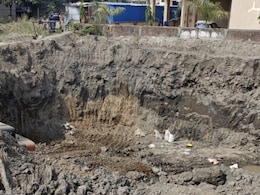 Navi Mumbai Crime : नवी मुंबईत बांधकाम व्यावसायिकांचे बेकायदेशीरपणे उत्खनन, महसूल विभागाची मूक संमती; नागरिकांचे गंभीर आरोप