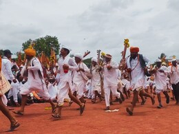 Ashadhi Wari: आषाढी वारीमध्ये घुसले अर्बन नक्षल! विधान परिषदेत मुद्दा गाजला! वाचा काय आहे प्रकरण? Ashadhi Wari: आषाढी वारीमध्ये घुसले अर्बन नक्षल! विधान परिषदेत मुद्दा गाजला! वाचा काय आहे प्रकरण?