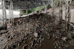 Fresh Landslide Blocks New Track To Mata Vaishno Devi Shrine Fresh Landslide Blocks New Track To Mata Vaishno Devi Shrine
