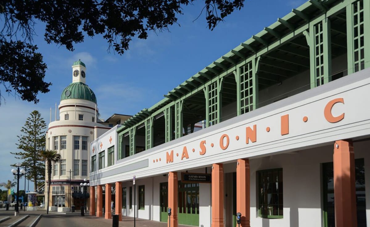 Photo: Courtesy of Art Deco Festival Napier Photo: Courtesy of Art Deco Festival Napier