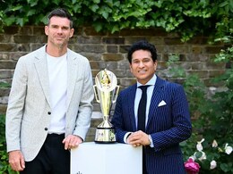 Sachin Tendulkar-James Anderson Unveil Trophy For India vs England Test Series
