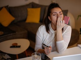 Nutritionist Explains How Amino Acid L-Theanine Helps With Sleeplessness