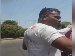 Ahmedabad Plane Crash : देव तारी त्याला... अहमदाबाद विमान अपघातामध्ये 2 प्रवासी बचावले! Ahmedabad Plane Crash : देव तारी त्याला... अहमदाबाद विमान अपघातामध्ये 2 प्रवासी बचावले!