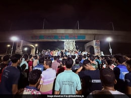 Massive Protests In Bangladesh After Hindu Woman Raped By Local Politician Massive Protests In Bangladesh After Hindu Woman Raped By Local Politician