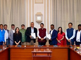 नागपूरमध्ये उभारणार हेलिकॉप्टर निर्मिती कारखाना, 8000 कोटींची गुंतवणूक, 2000 जणांना मिळणार रोजगार नागपूरमध्ये उभारणार हेलिकॉप्टर निर्मिती कारखाना, 8000 कोटींची गुंतवणूक, 2000 जणांना मिळणार रोजगार