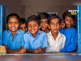 BMC School: दप्तर,गणवेश,टॅब! BMC शाळेतील विद्यार्थ्यांनी पहिल्याच दिवशी मिळणार बरचं काही BMC School: दप्तर,गणवेश,टॅब! BMC शाळेतील विद्यार्थ्यांनी पहिल्याच दिवशी मिळणार बरचं काही