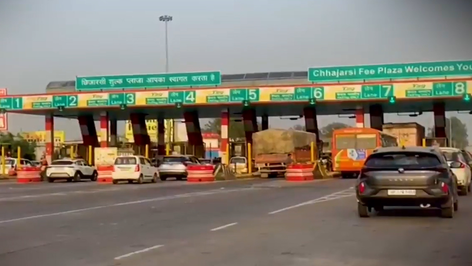 Gadkari: Rs 3,000 FASTag Annual Pass Valid For 200 Trips From August 15