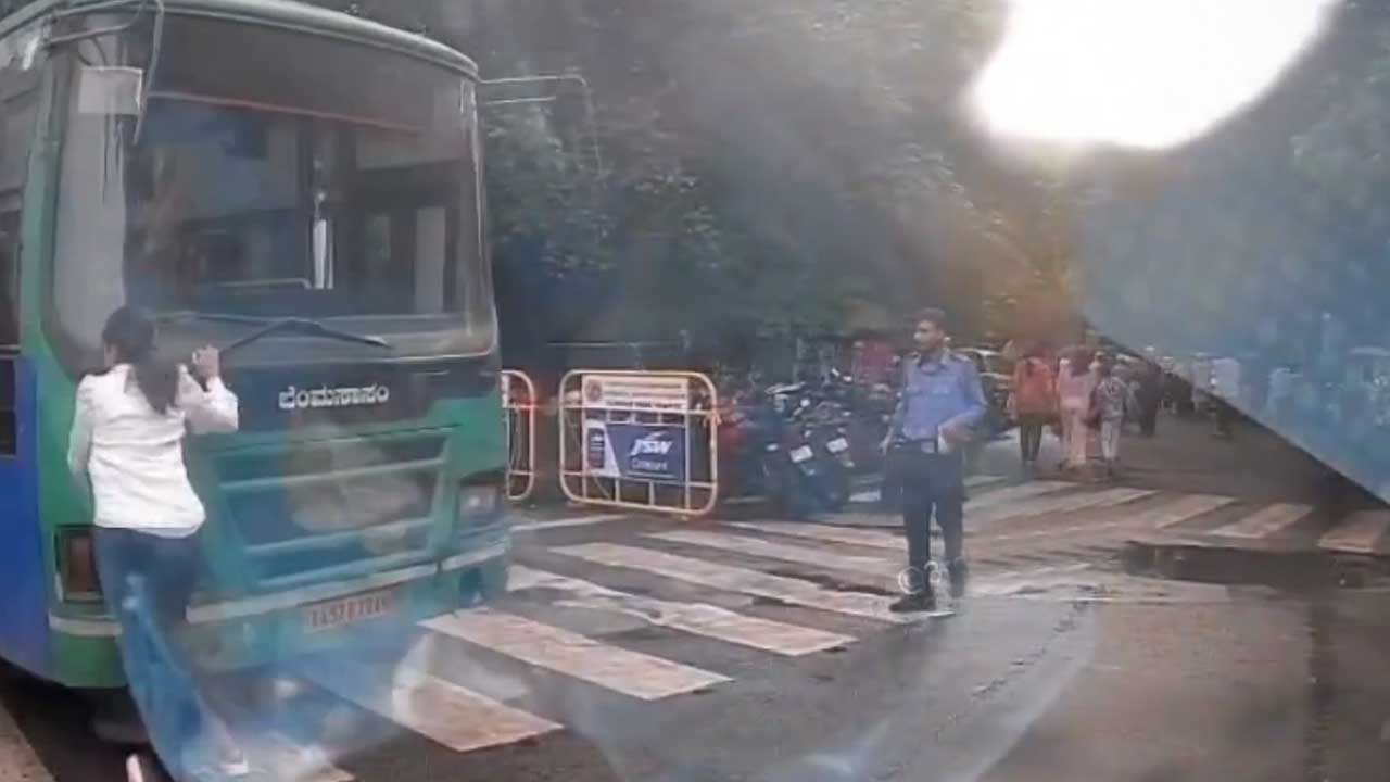 Video: Woman Confronts Driver After Bus Touches Car, Gets Nearly Run Over