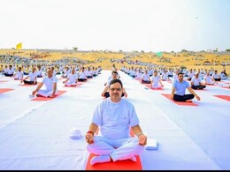 अंतर्राष्ट्रीय योग दिवस पर इस बार राजस्थान ने रचा इतिहास, रेत के धोरों से गूंजा “योग: कर्मसु कौशलम्” का मंत्र