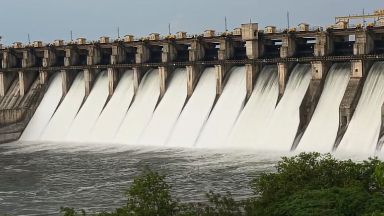 Ujani Dam : Good News! उजनी धरण 100 टक्के भरलं; पुणे, सोलापूर आणि नगरकरांना मोठा दिलासा