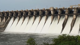 Ujani Dam : उजनी धरणाच्या इतिहासातील अभूतपूर्व प्रसंग, जून महिन्यातच 16 दरवाजे उघडले!